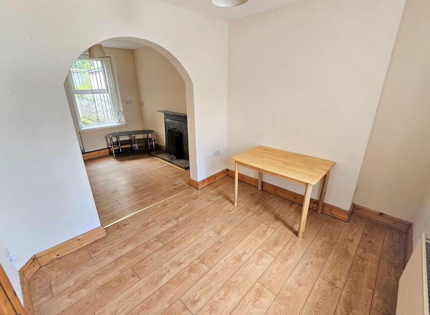 7 Bell's Terrace, Pearse Road, Sligo, F91V1YY