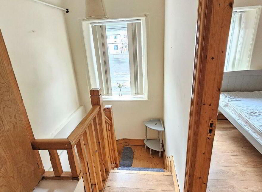 7 Bell's Terrace, Pearse Road, Sligo, F91V1YY