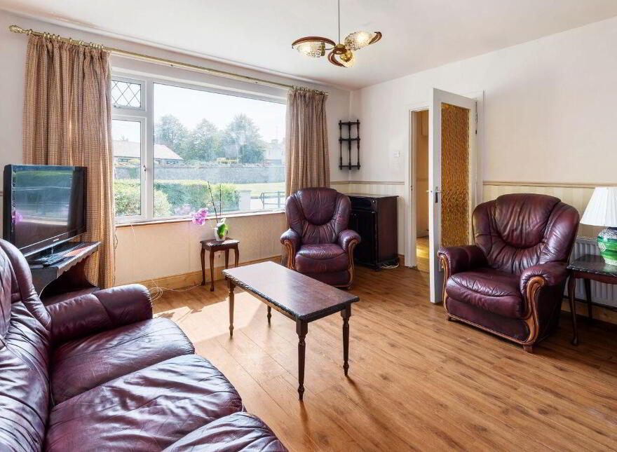 1 Brookville Park, Drogheda, A92DC9R