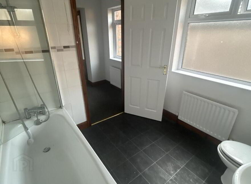 5 Donegall Avenue, Belfast, BT12 6LS