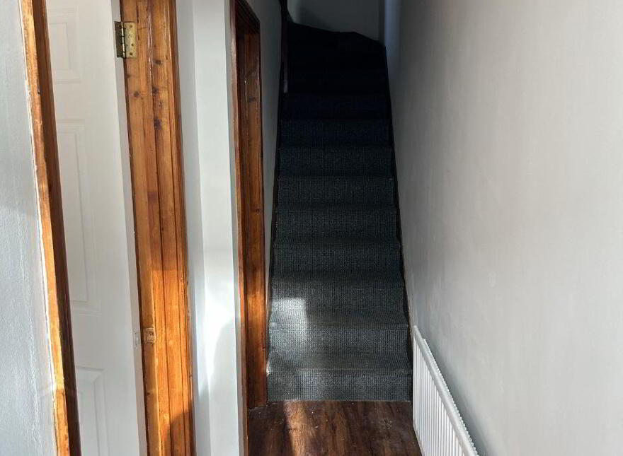 5 Donegall Avenue, Belfast, BT12 6LS