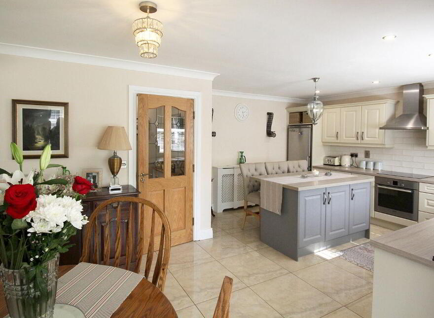 8 Deerpark Manor, Virginia, A82X260