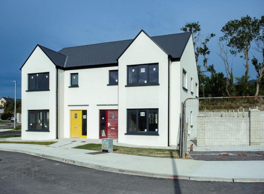 34 An Fulacht Fiadh, Milleencoola, Bantry, P75KX60