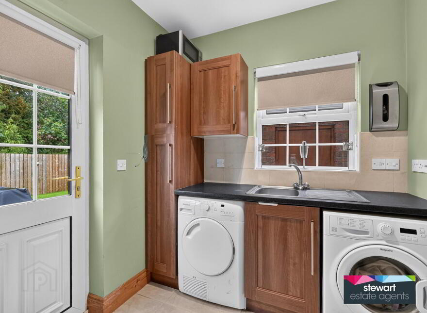 1 Beechfield Manor, Dollingstown, Lurgan, BT66 7GR