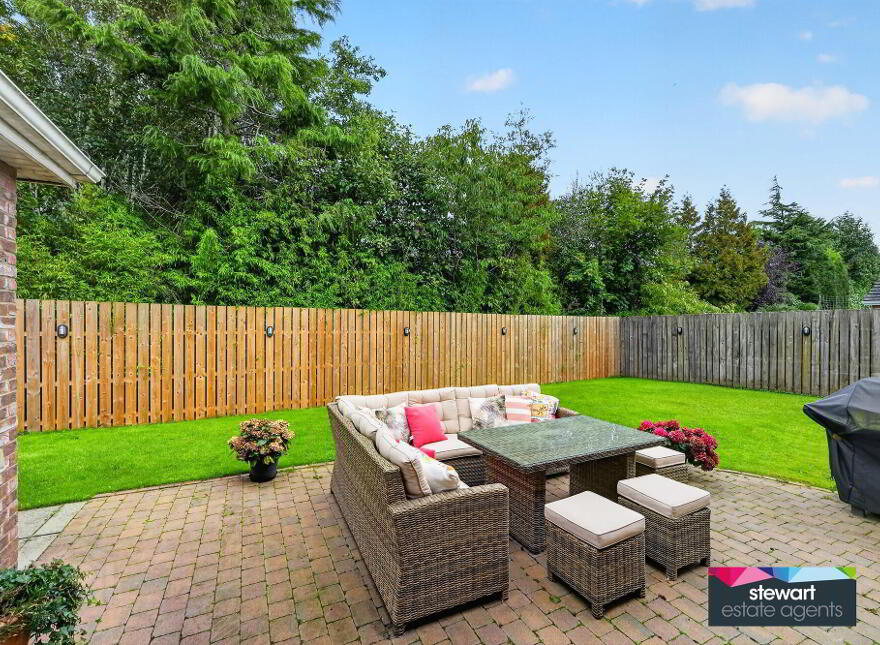 1 Beechfield Manor, Dollingstown, Lurgan, BT66 7GR