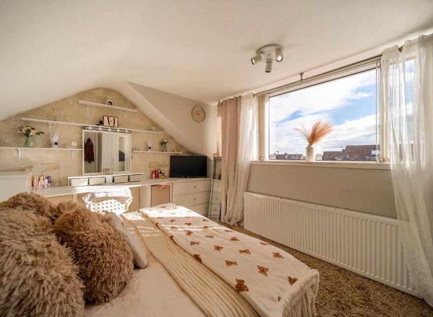 3 Henderson Avenue, Bangor, BT19 1NX