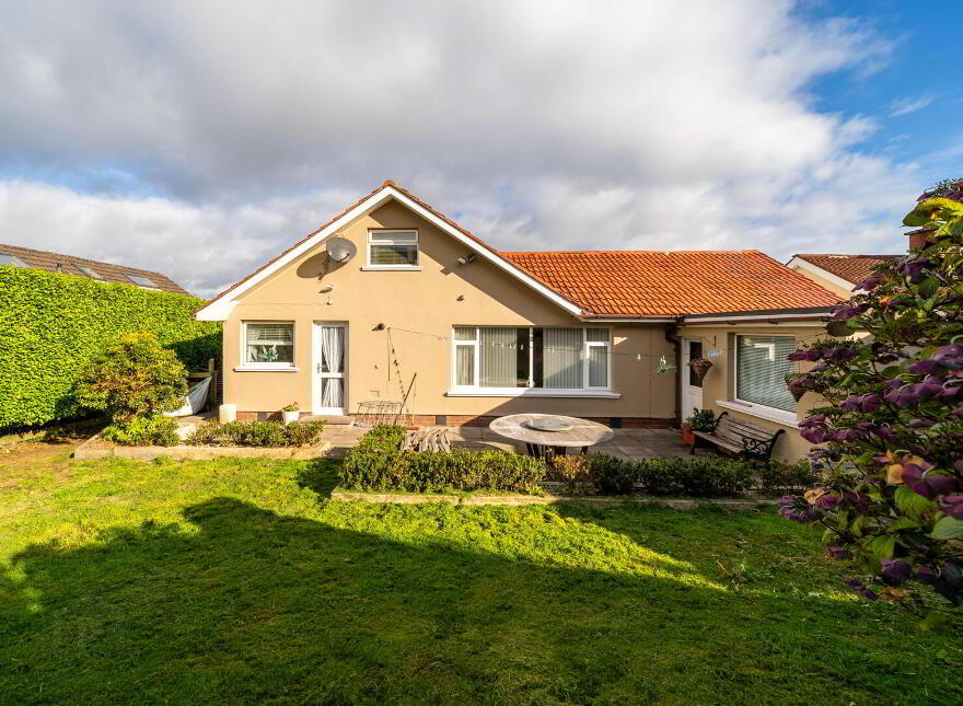 3 Henderson Avenue, Bangor, BT19 1NX