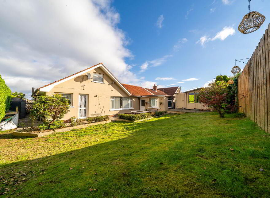3 Henderson Avenue, Bangor, BT19 1NX