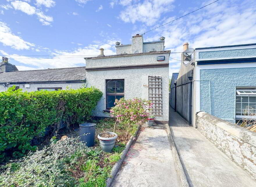 4 Leslie Avenue, Dalkey, A96DX36