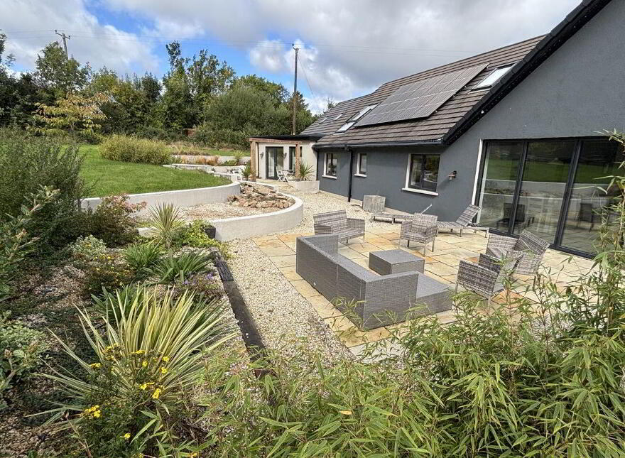 "Strawberry Fields", Jamestown, Enniscorthy, Y21N2R5