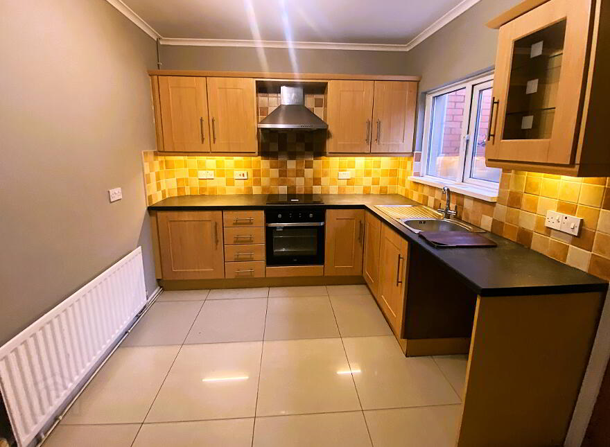 19 Brenda St, Belfast, BT5 5GQ