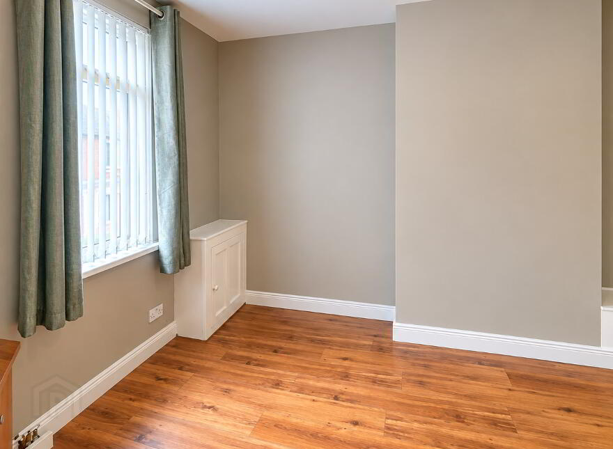 19 Brenda St, Belfast, BT5 5GQ