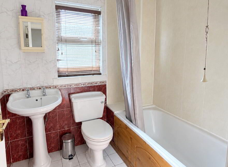 8 Woodvale, Carrickmacross, A81KC53