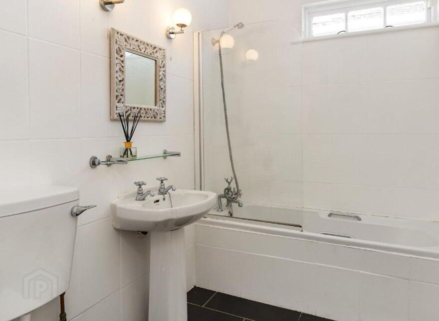5 Castle Court, Booterstown, Blackrock, Booterstown, A94Y6F9
