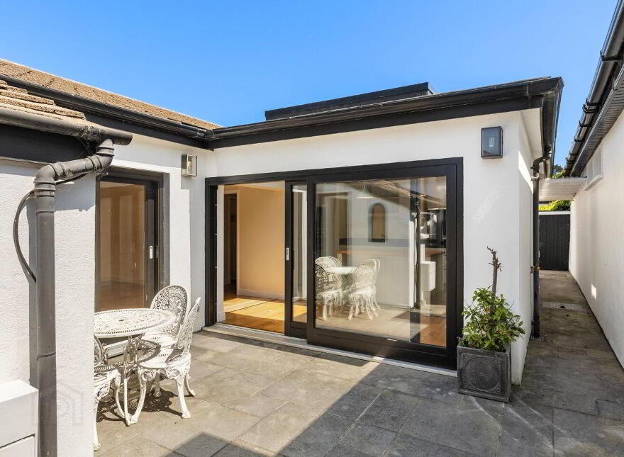 5 Castle Court, Booterstown, Blackrock, Booterstown, A94Y6F9