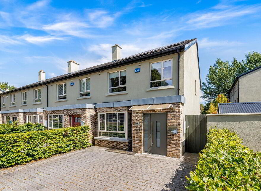 20 Comyn Manor, Swords, K67E7D0