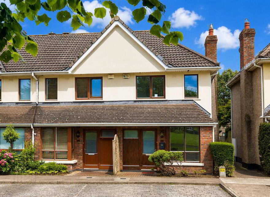 6 Ridgewood Square, Ridgewood, Swords, K67W295 photo