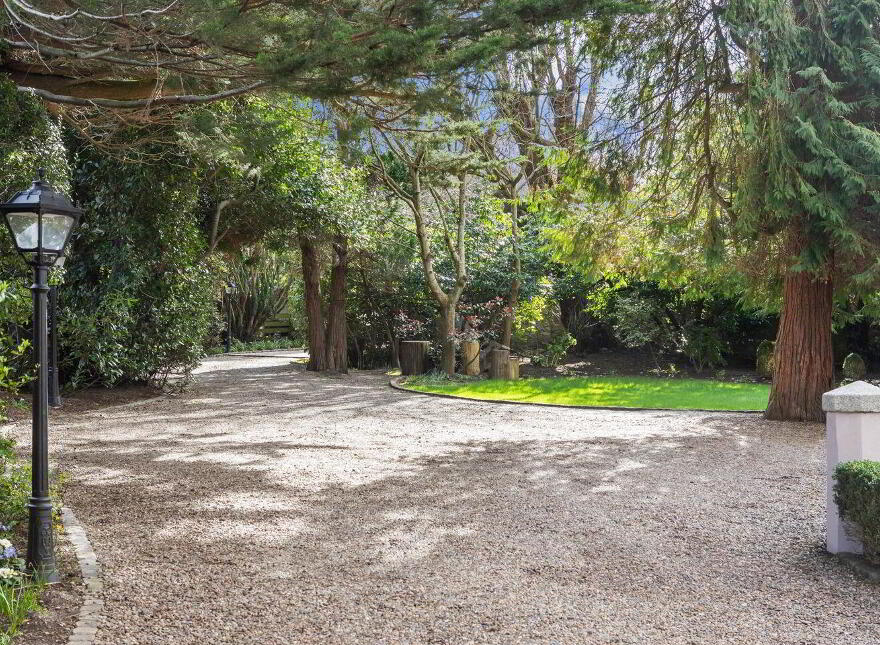 Tudor Lodge, South Hill Avenue, Blackrock, Blackrock, A94V6F5