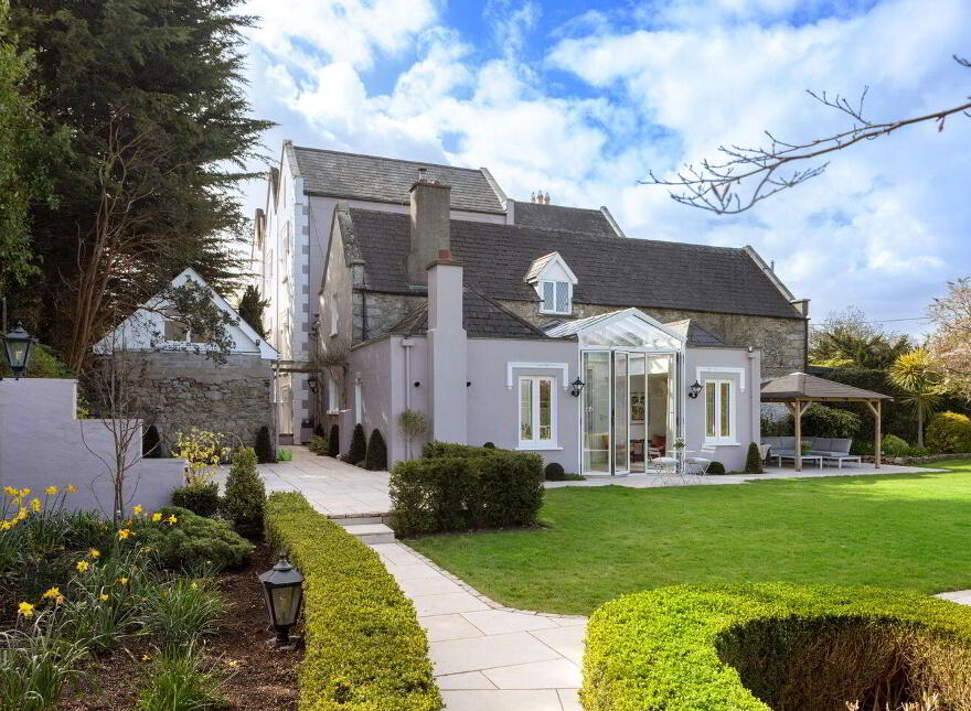 Tudor Lodge, South Hill Avenue, Blackrock, Blackrock, A94V6F5