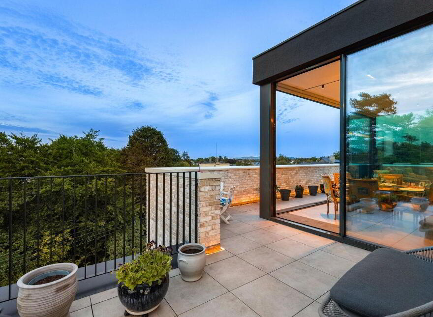 14 Old Meadow, Grove Avenue, Blackrock, Blackrock, A94H6C2