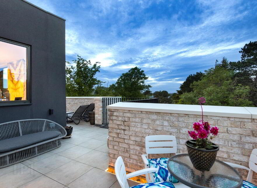 14 Old Meadow, Grove Avenue, Blackrock, Blackrock, A94H6C2