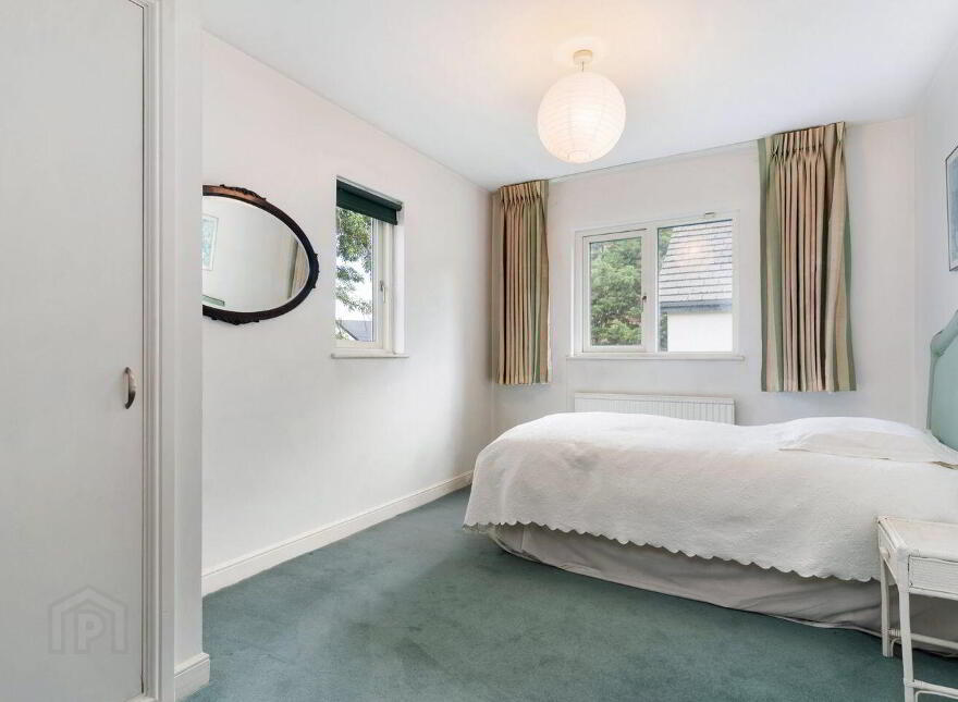 Keady Galleon, Stillorgan Park, Blackrock, Blackrock, A94P621