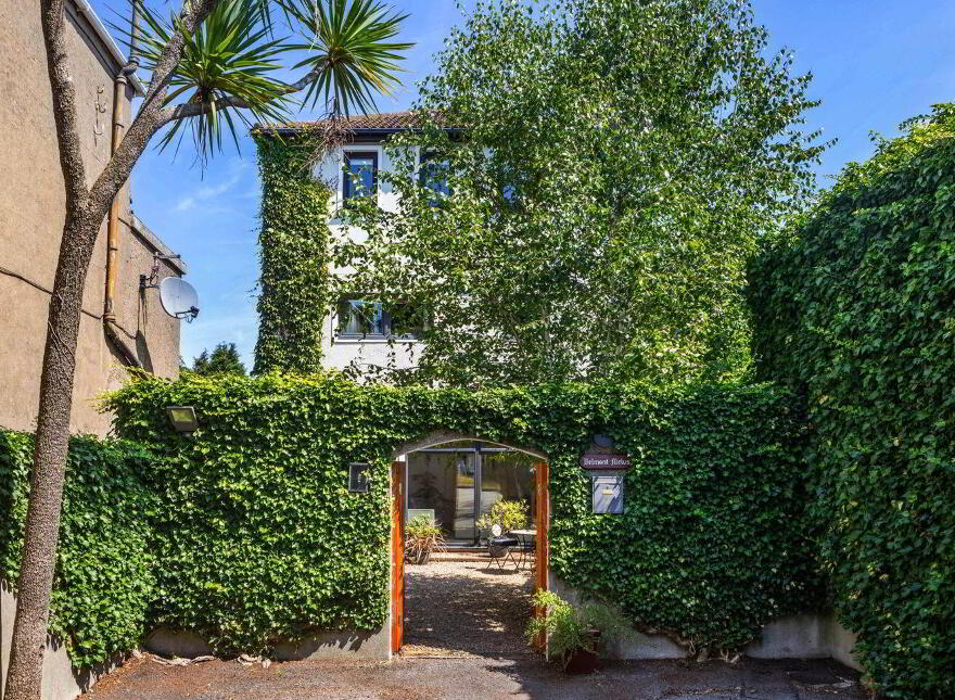 Belmont Mews, Galloping Green, Stillorgan Road, Blackrock, Blackrock, A94R7F8