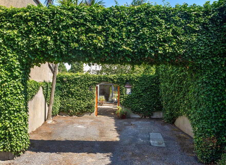 Belmont Mews, Galloping Green, Stillorgan Road, Blackrock, Blackrock, A94R7F8