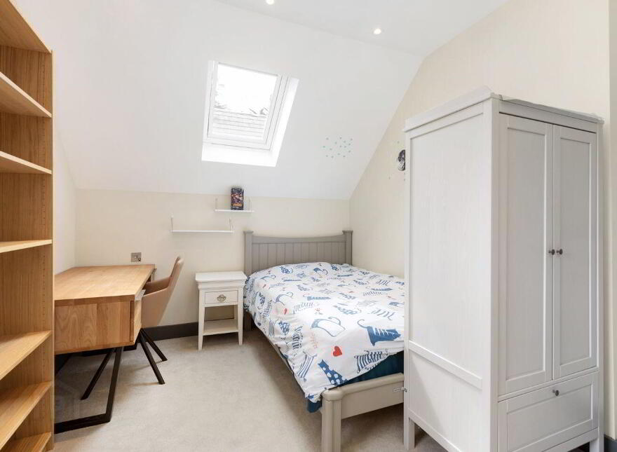 2 Prospect Hill, Barclay Court, Blackrock, Blackrock, A94P280