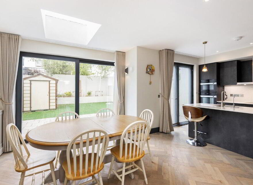 2 Prospect Hill, Barclay Court, Blackrock, Blackrock, A94P280