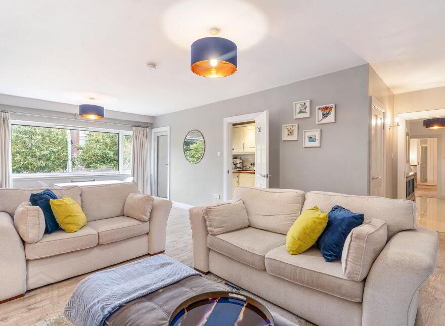 27 Ashurst, Mount Merrion Avenue, Blackrock, Blackrock, A94V046