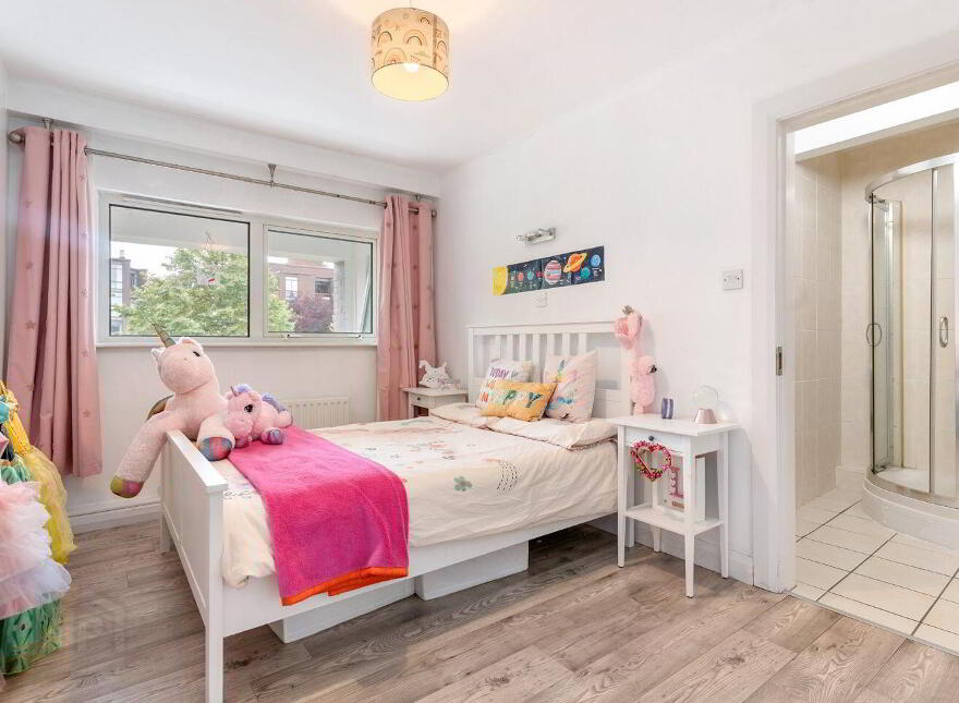 27 Ashurst, Mount Merrion Avenue, Blackrock, Blackrock, A94V046
