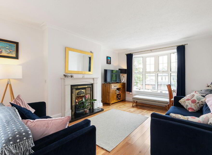 8 Verona, Queens Park, Monkstown, A94H228