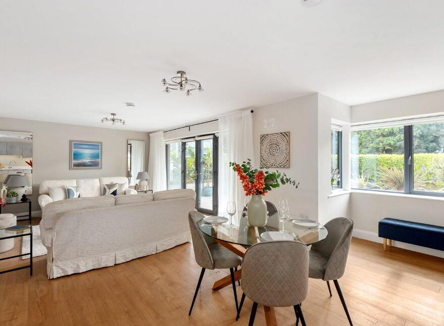 Apartment 3 Greygates Hall, Roebuck Avenue, Mount Merrion, A94FC67