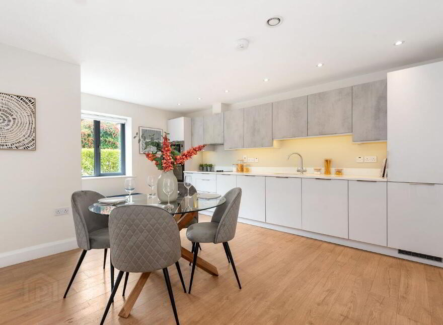 Apartment 3 Greygates Hall, Roebuck Avenue, Mount Merrion, A94FC67