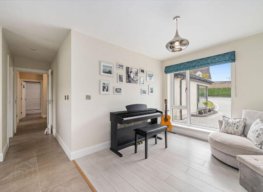 Ashbury, Carrigaline Road, Douglas, T12YY7A