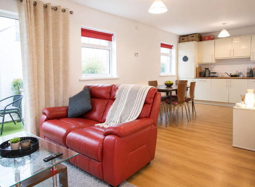 3 Geraldine Mews, Albert Road, Blackrock, T12HFN3