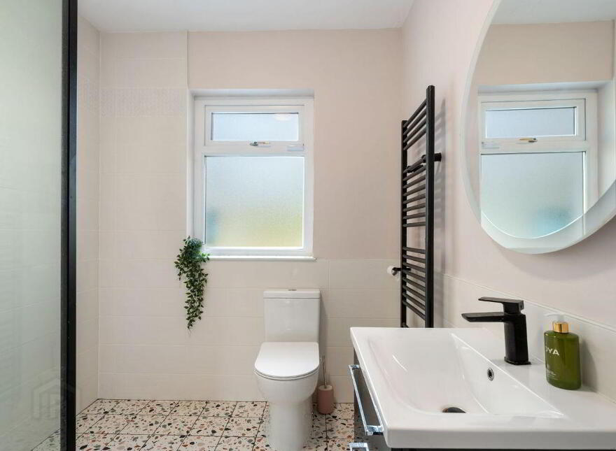 Lavanagh, Sunnyside, Rochestown, T12WN2P
