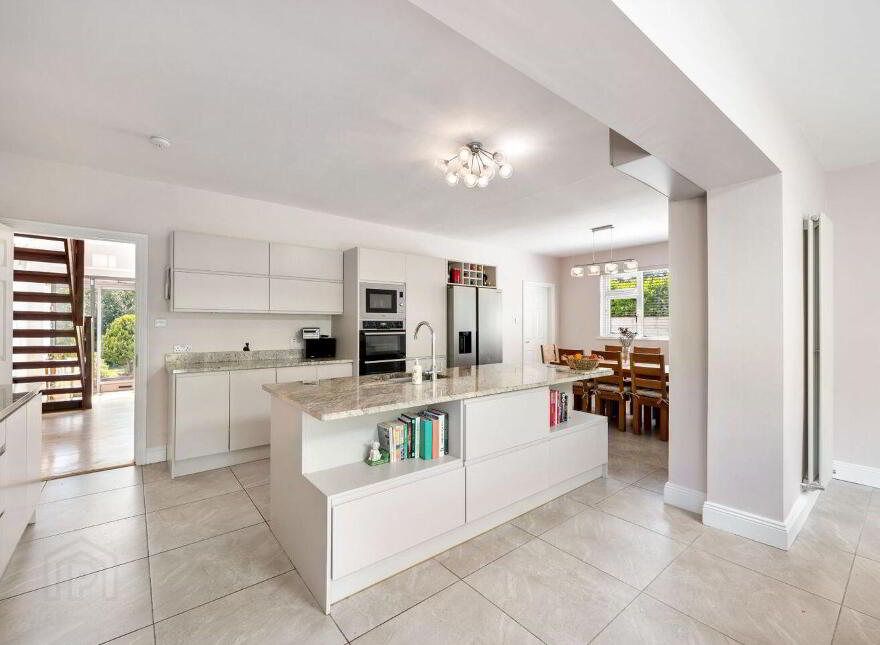 Lavanagh, Sunnyside, Rochestown, T12WN2P