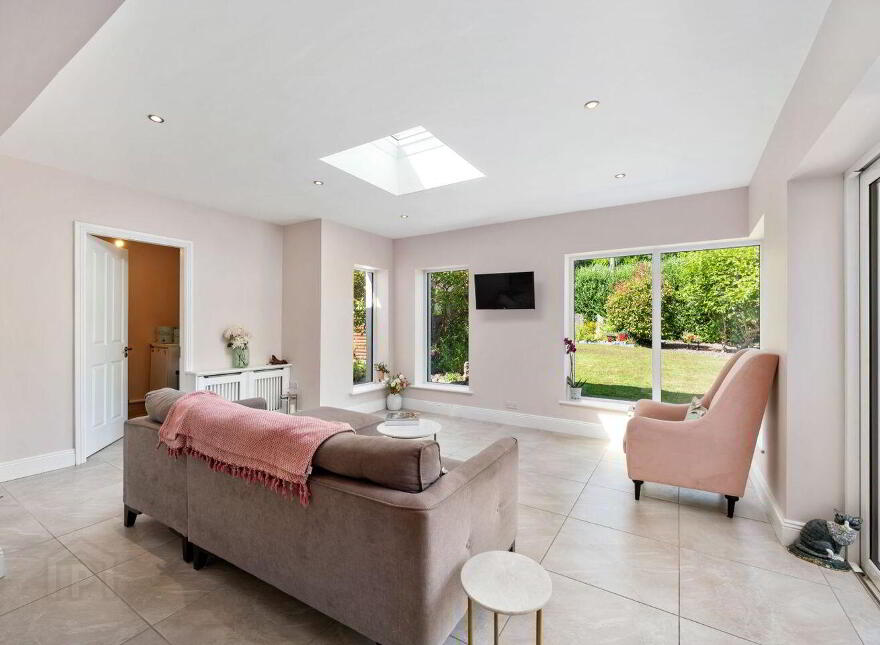Lavanagh, Sunnyside, Rochestown, T12WN2P