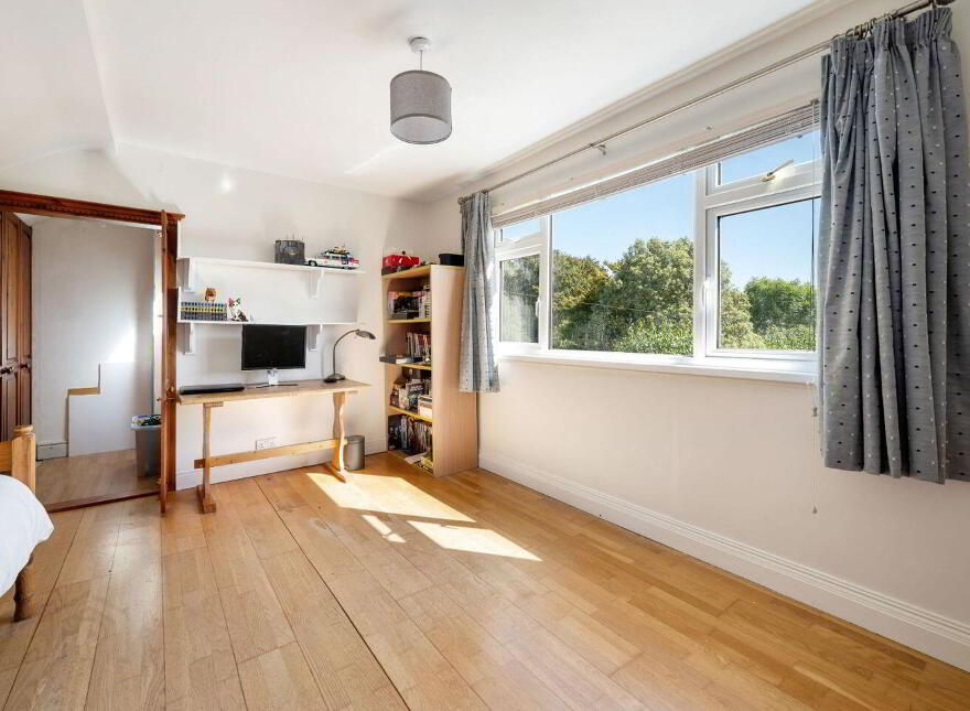 Lavanagh, Sunnyside, Rochestown, T12WN2P