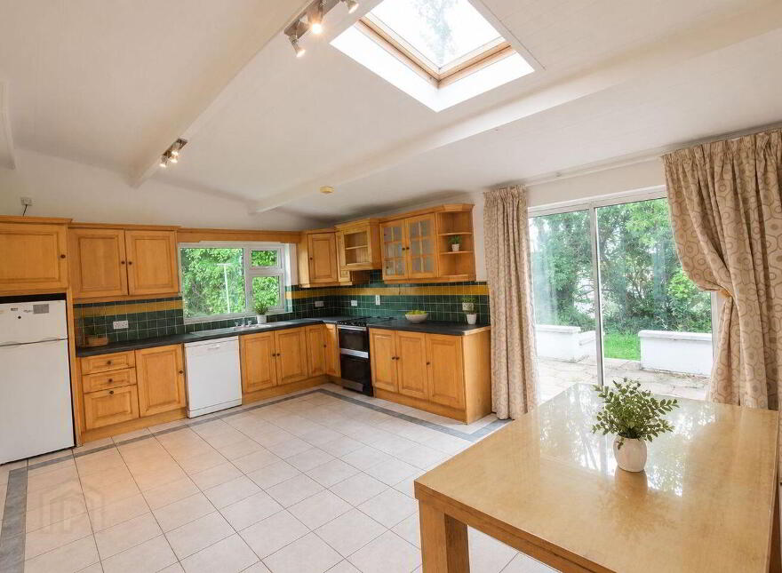 9 Rathmore Lawn, South Douglas Road, Cork City Centre, T12X32Y