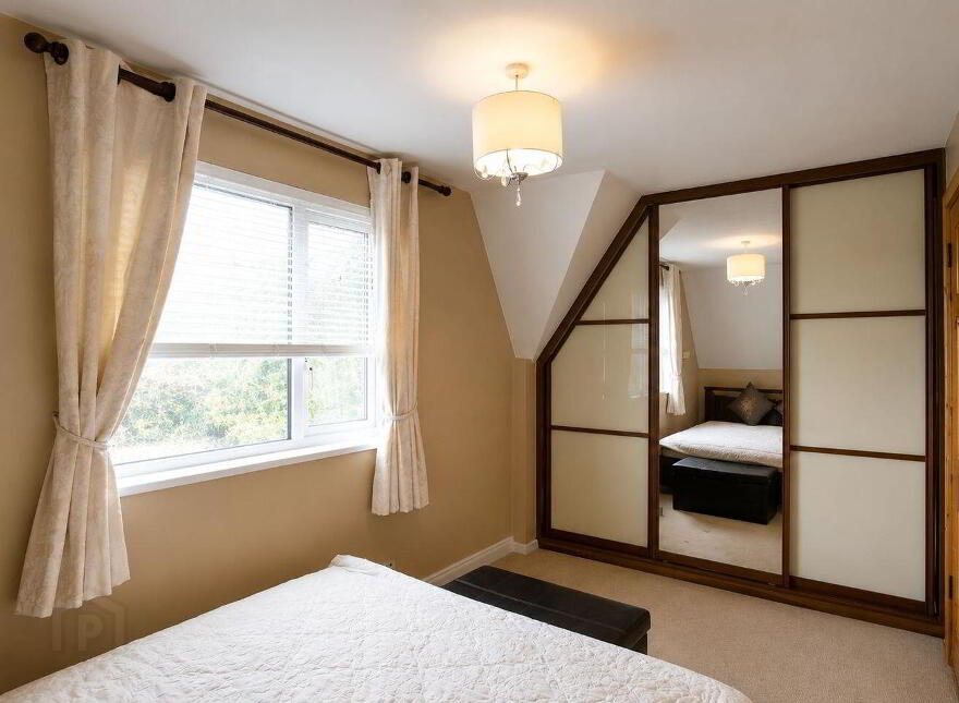 21 Rockwood, Mahon, T12X32T