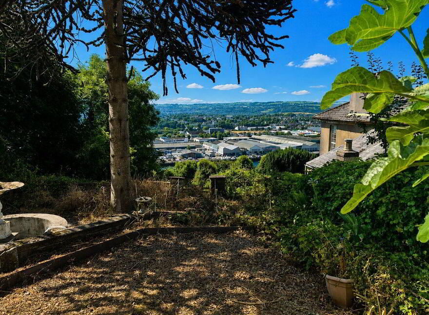 1 Rockview Terrace, Middle Glanmire Road, Montenotte, T23N017