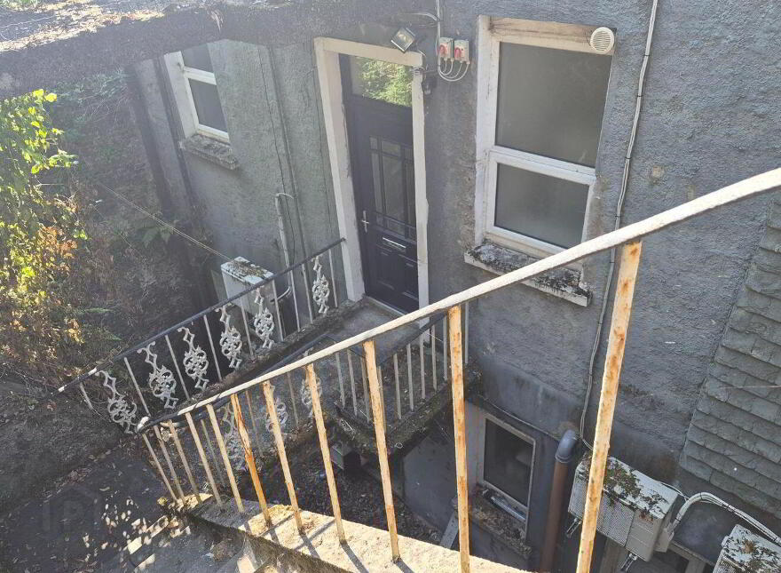 1 Rockview Terrace, Middle Glanmire Road, Montenotte, T23N017