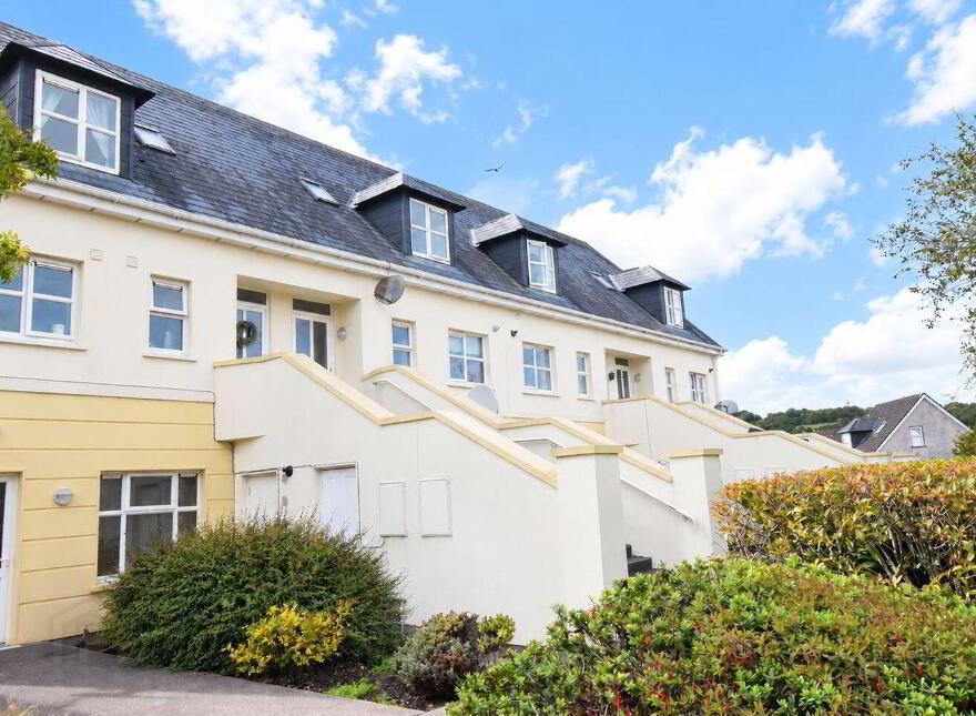 9 An Cliatháin, Cúl Árd, Carrigtwohill, T45HF29