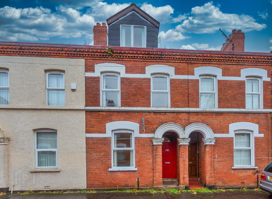 Agincourt Street, Belfast, BT7 1RB
