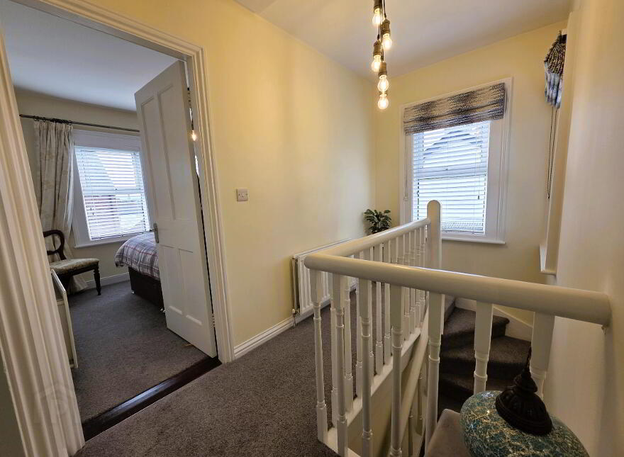 11 Bellevue Park, Lisburn, BT28 3DL