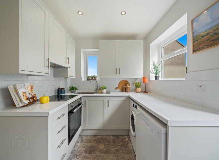 156 Locksley Park, Upper Lisburn Road, Belfast, BT10 0AT