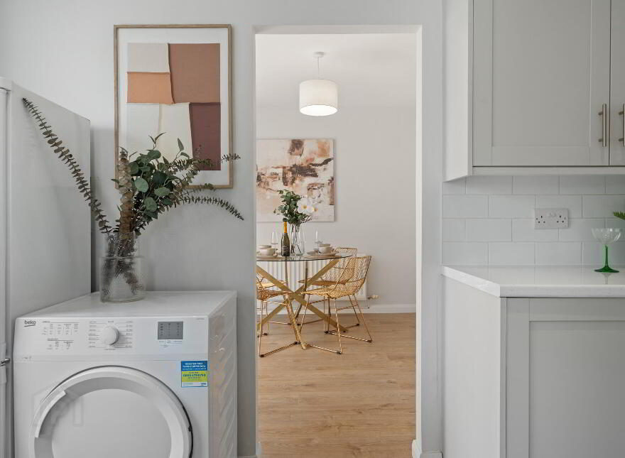 156 Locksley Park, Upper Lisburn Road, Belfast, BT10 0AT